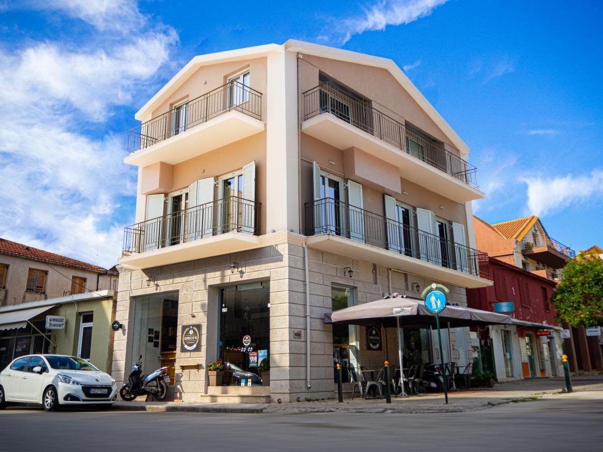 Dionysia Premium Suites อาร์กอสโตลี ภายนอก รูปภาพ